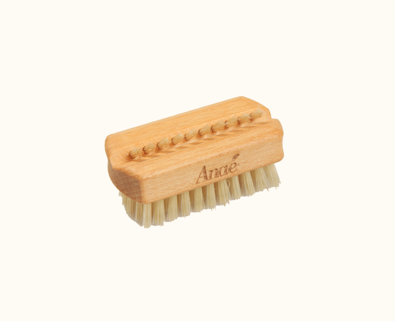 Brosse à ongles de voyage